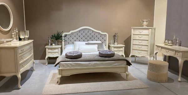 Verdi Bedroom